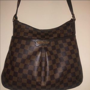 Louis Vuitton over the shoulder bag (authentic)